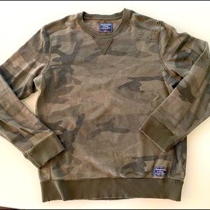 Abercrombie Men’s S Distressed Camo Sweatshirt